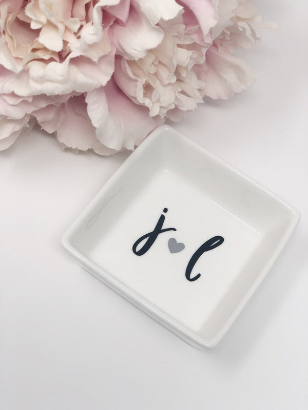 Initial ring dish- initials ring dish jewelry trinket holder- mr and mrs ring dish set- personalized ring dish jewelry holder trinket dish-